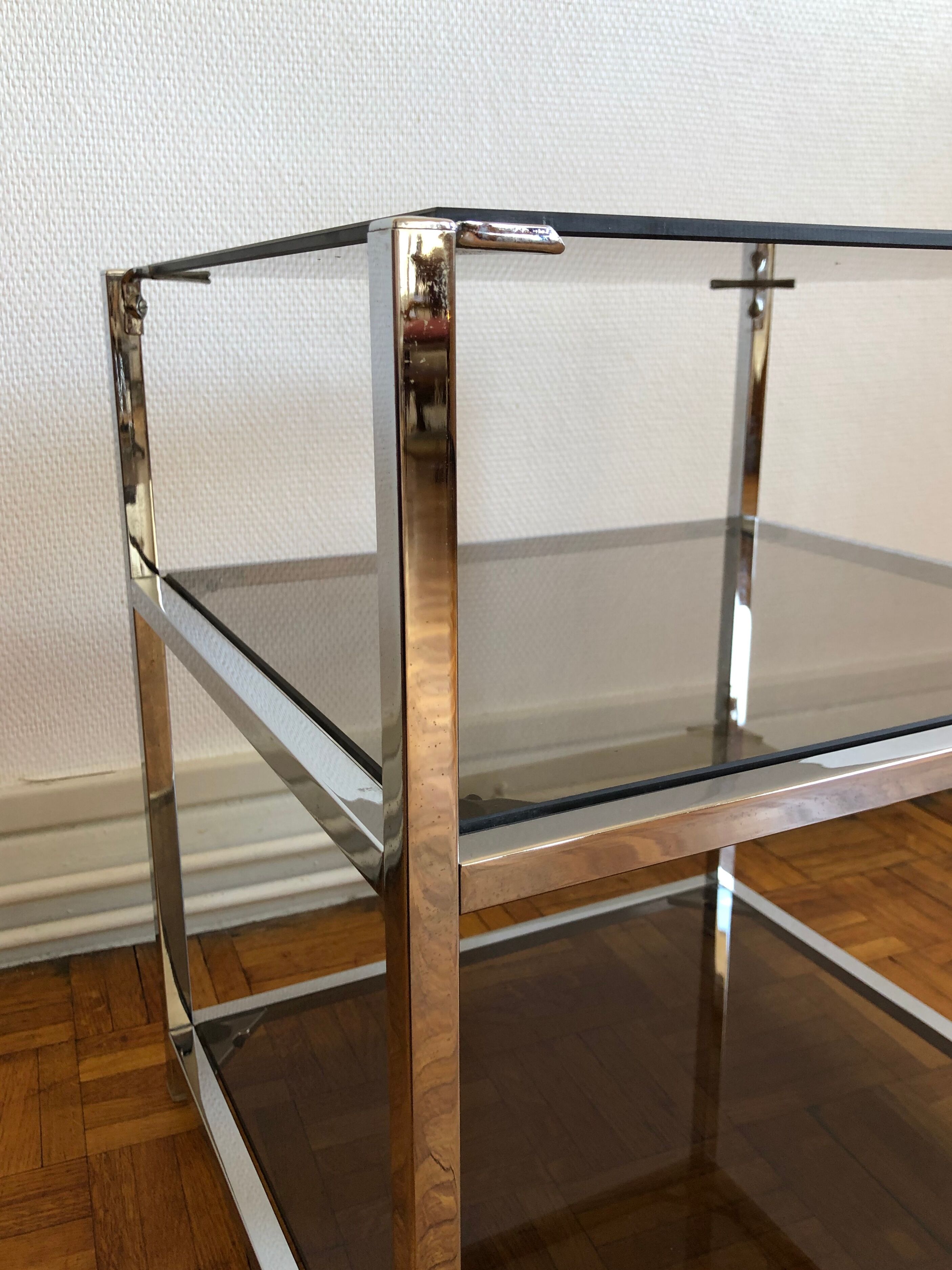 Smoked glass and chrome dessert