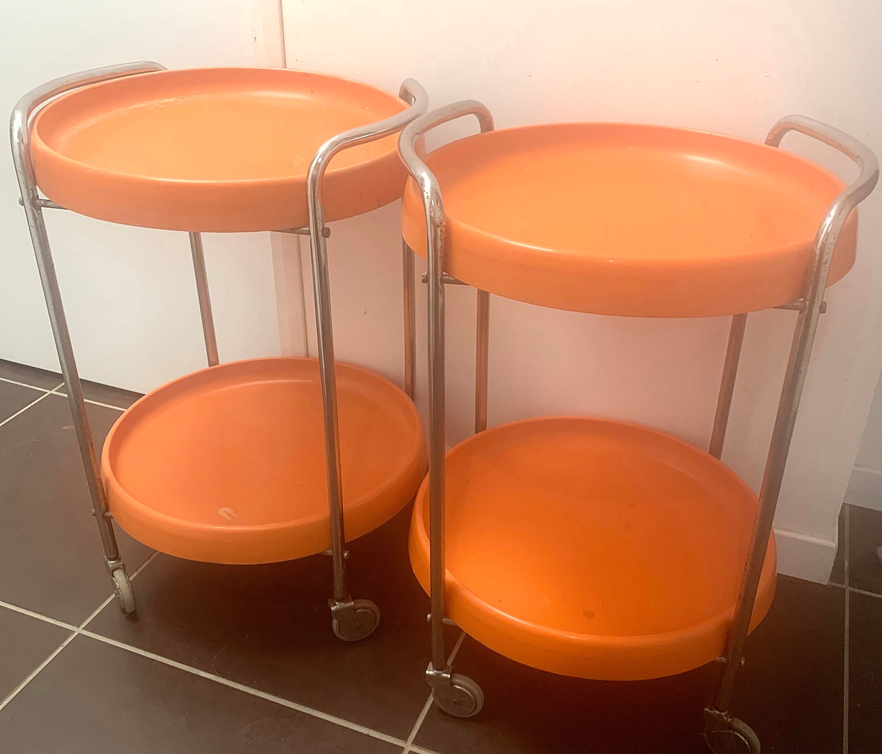 Duo de dessertes 70's