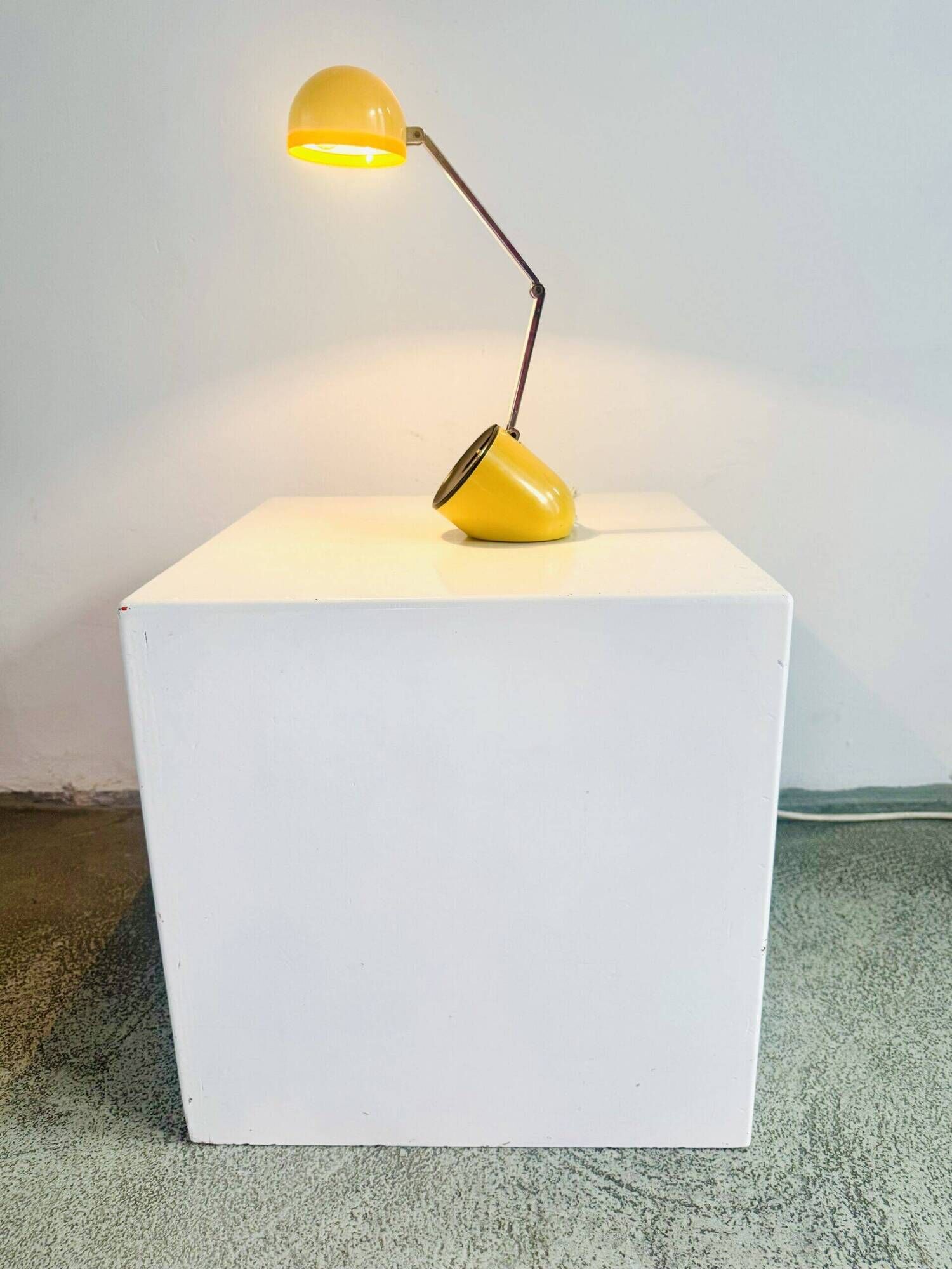 Na-718 ‘Aiai’ Folding Space-Age Desk Lamp In Yellow By Kreo-Lite, Hong Kong 1970S