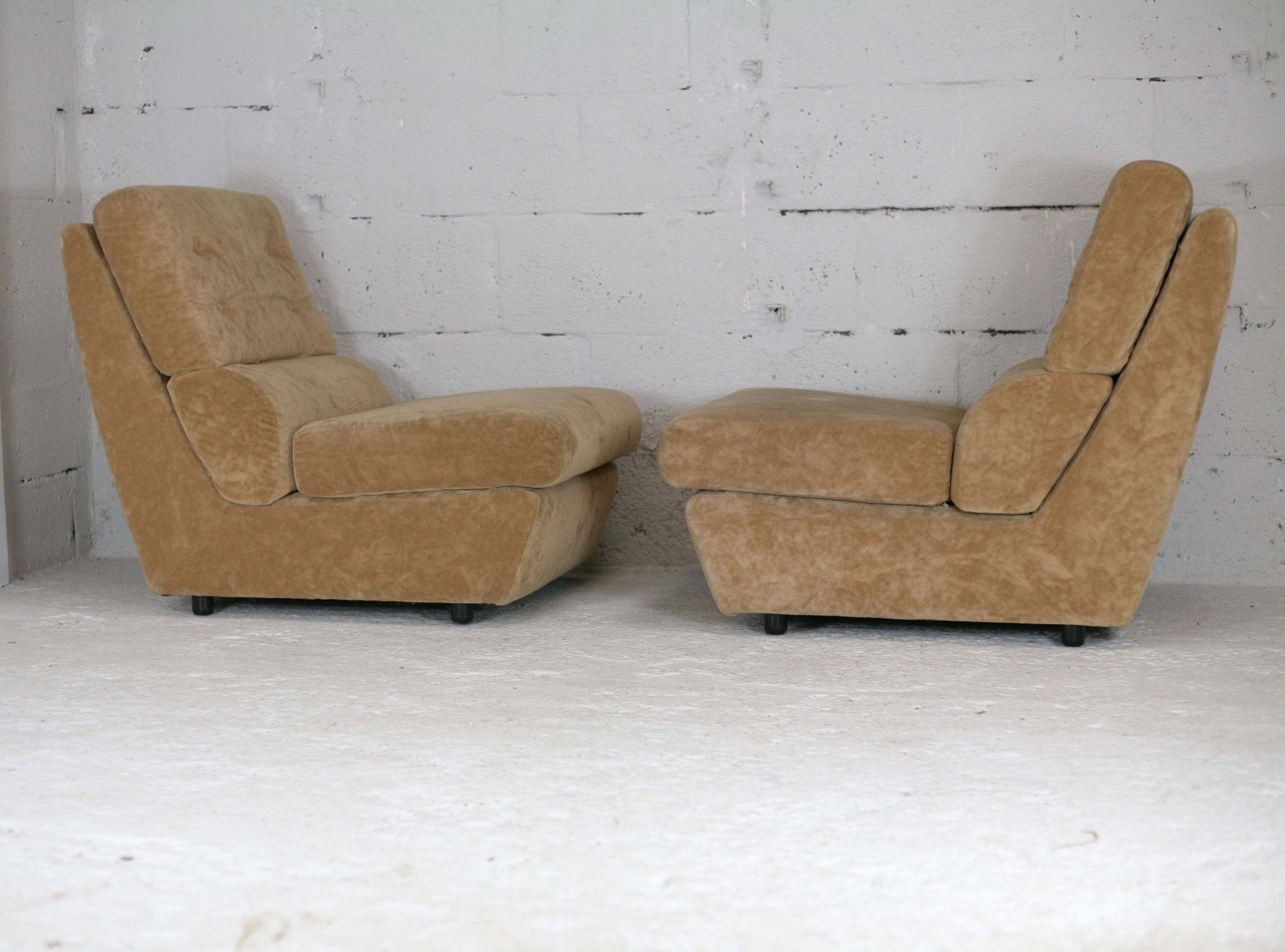 Pair of armchairs "Space Age", foam and velvet "honey", France, circa 1970