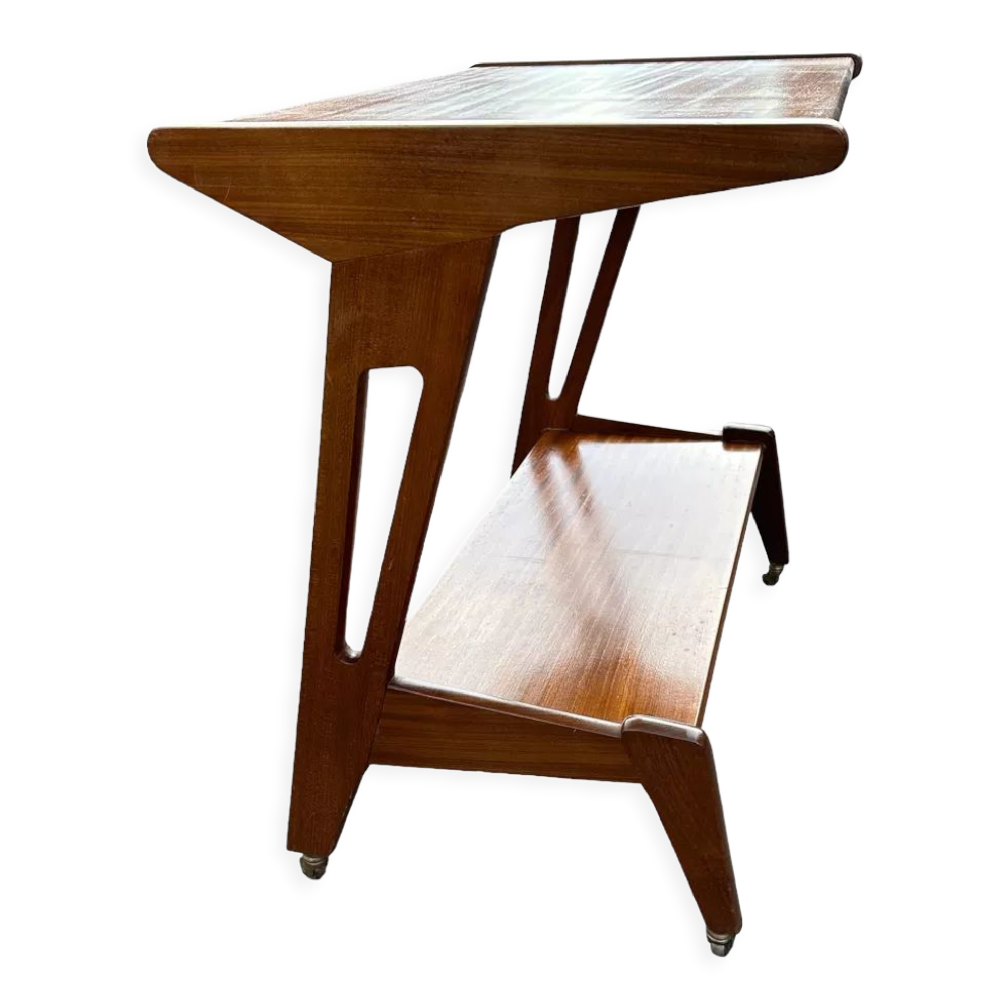 Serving table by Louis Van Teeffelen, Wébe