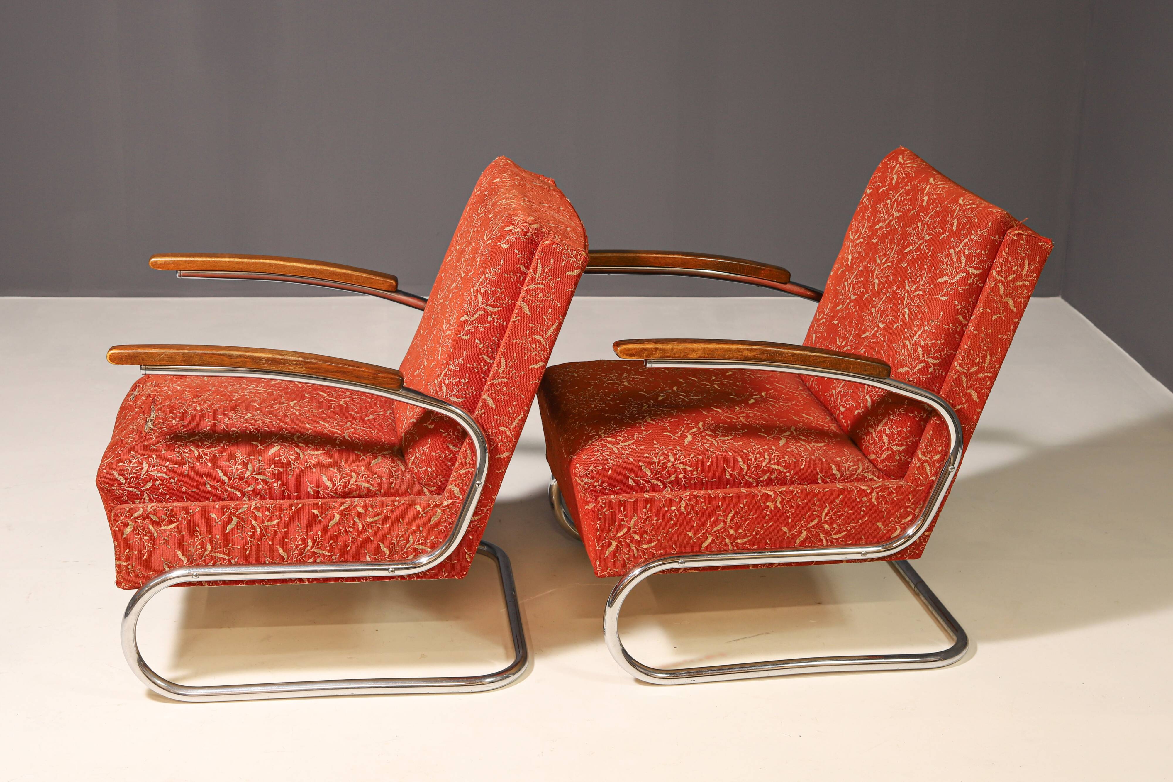 Functionalist Upholstered Armchair by Mücke-Melder | 1930s, Czechoslovakia