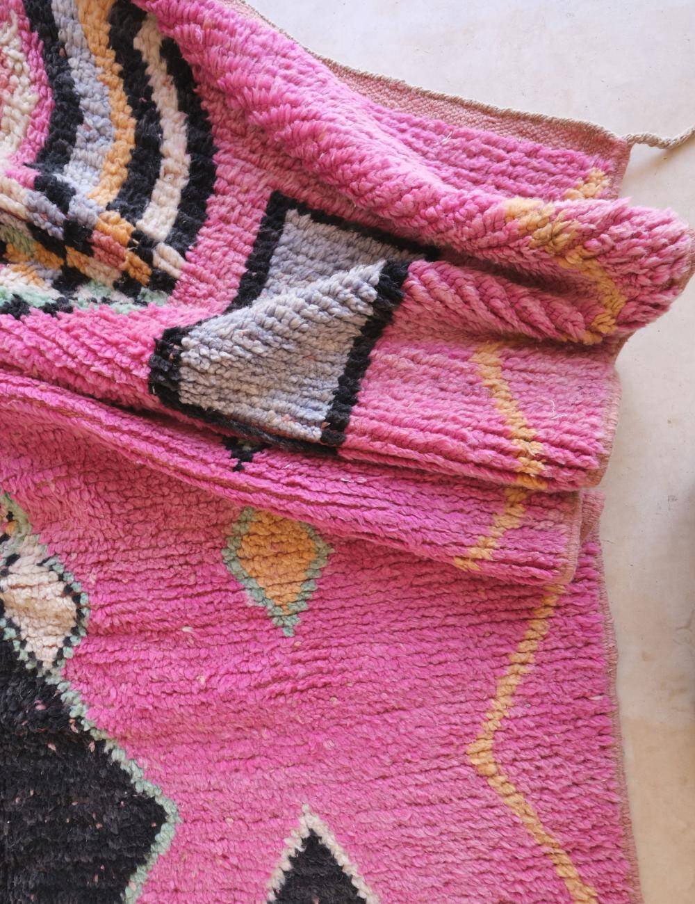 Boujad Rose Rug - 274 x 170 cm