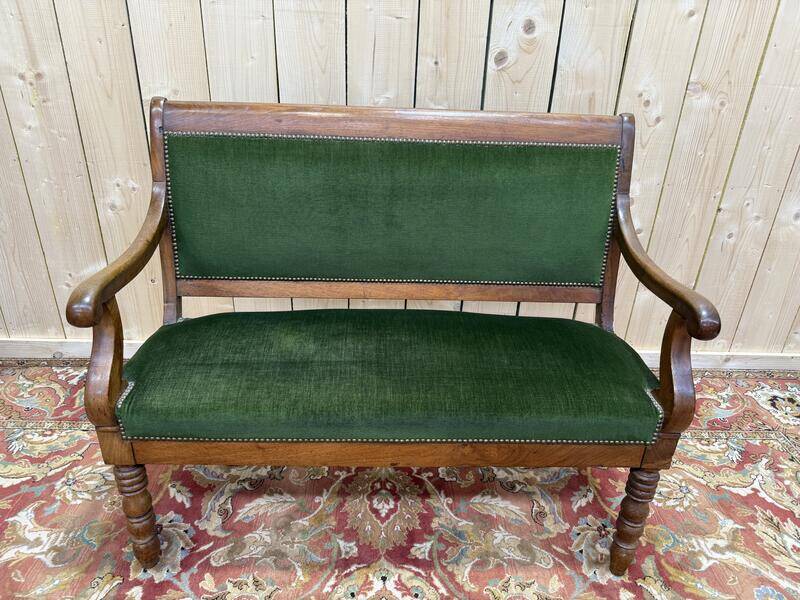 Petite canapé - banquette époque Restaurarion en noyer