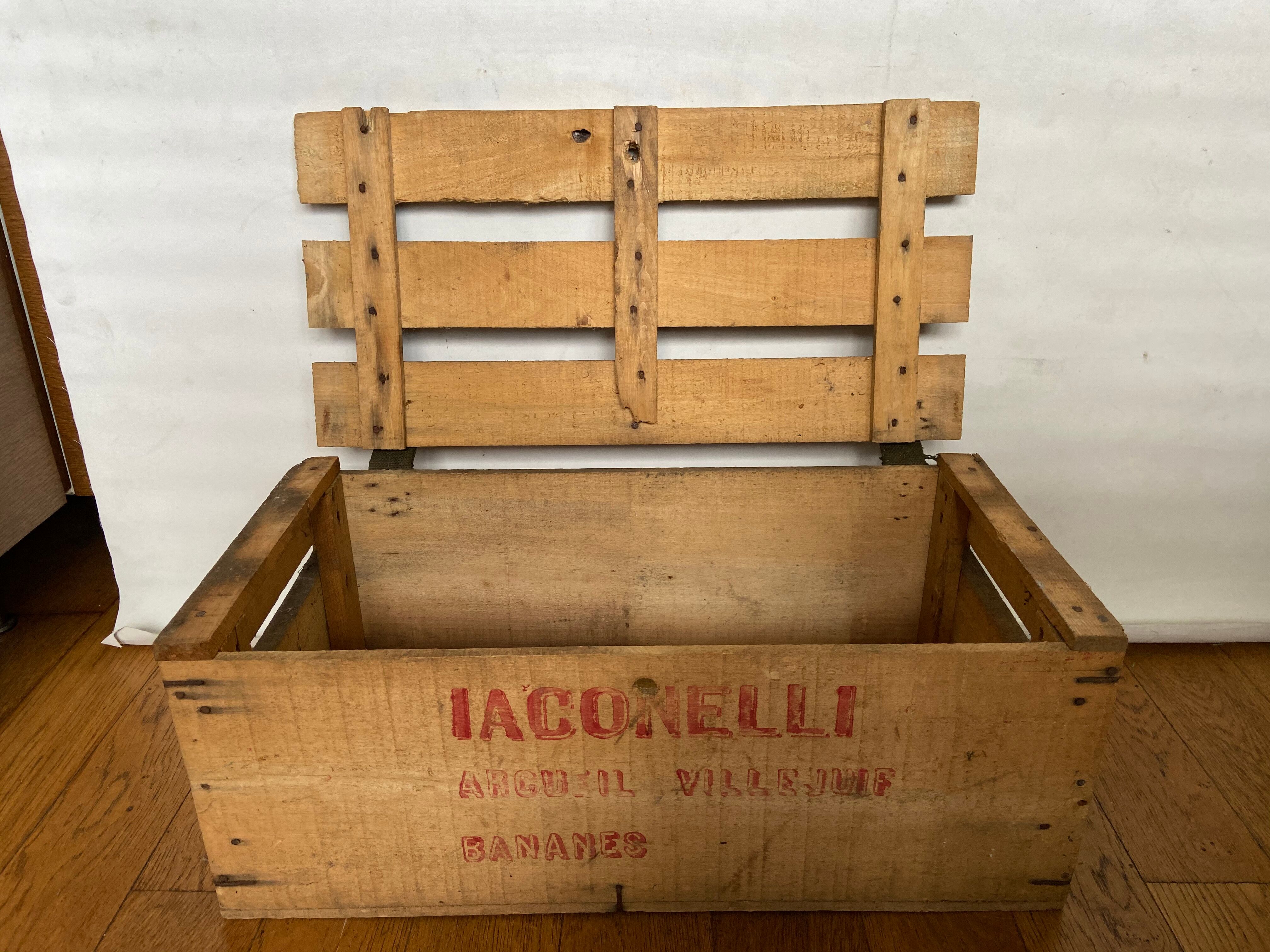 Wooden case with lid