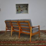 Canapé de style scandinave en merisier, années 1960