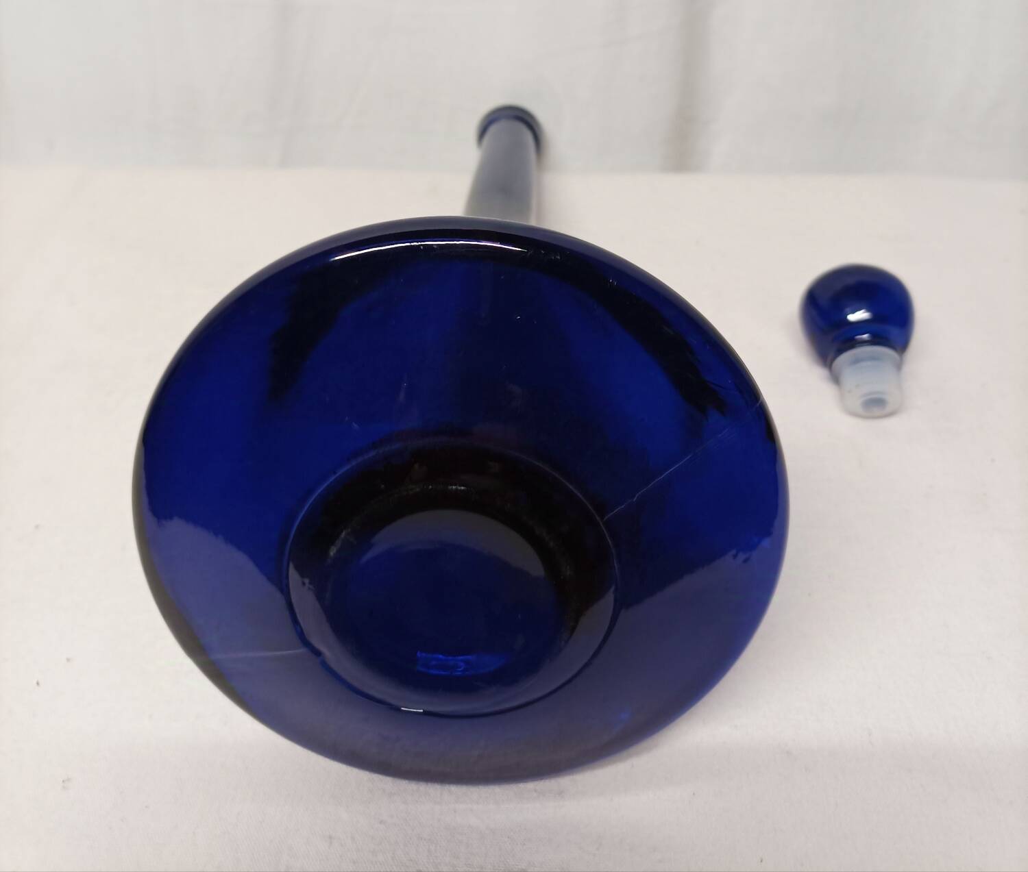 Carafe vintage bleue