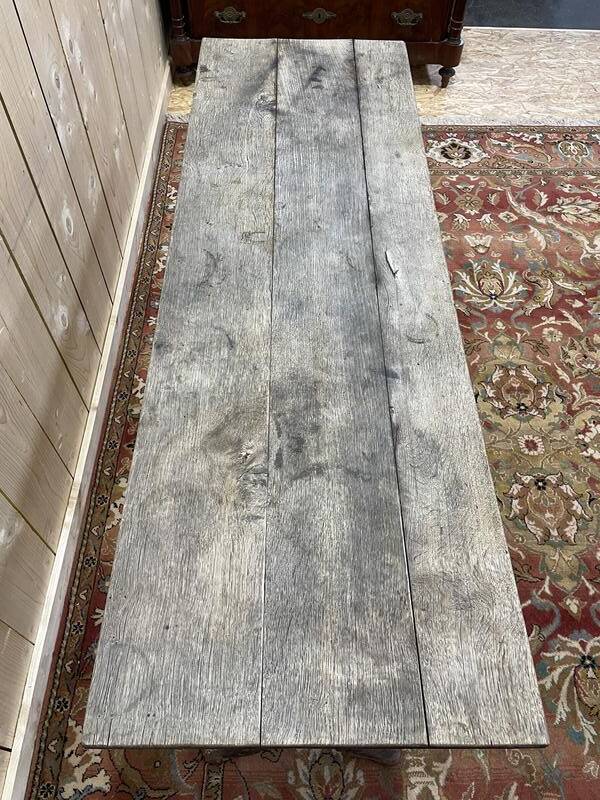 Table de bistrot en fonte de fer et plateau bois