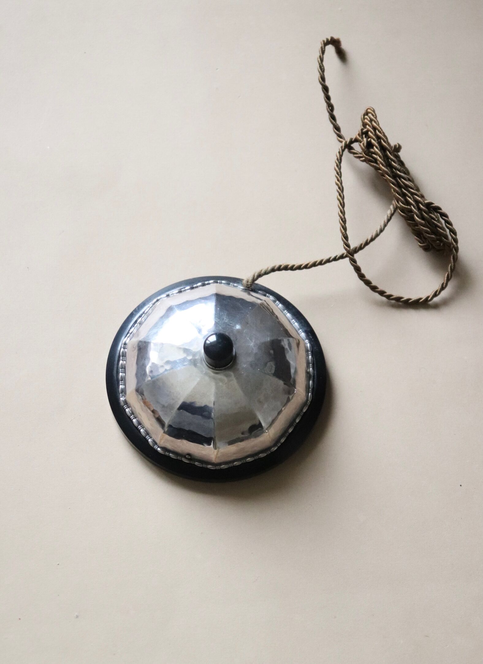 Old servant's bell in silver 855