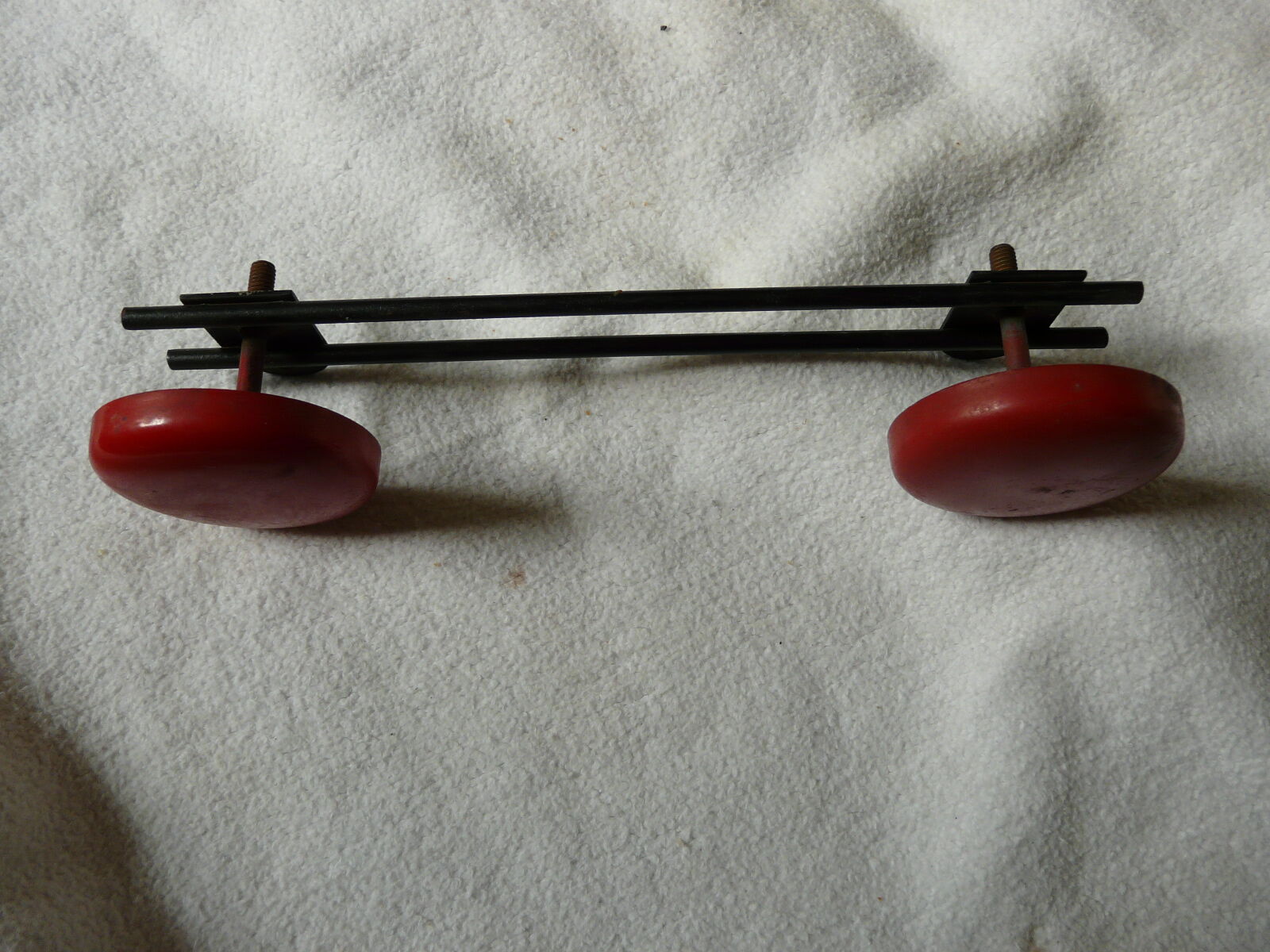 Door coat metal with 2 red hooks