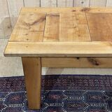 Cherry wood coffee table with sliding top, work from the 70s