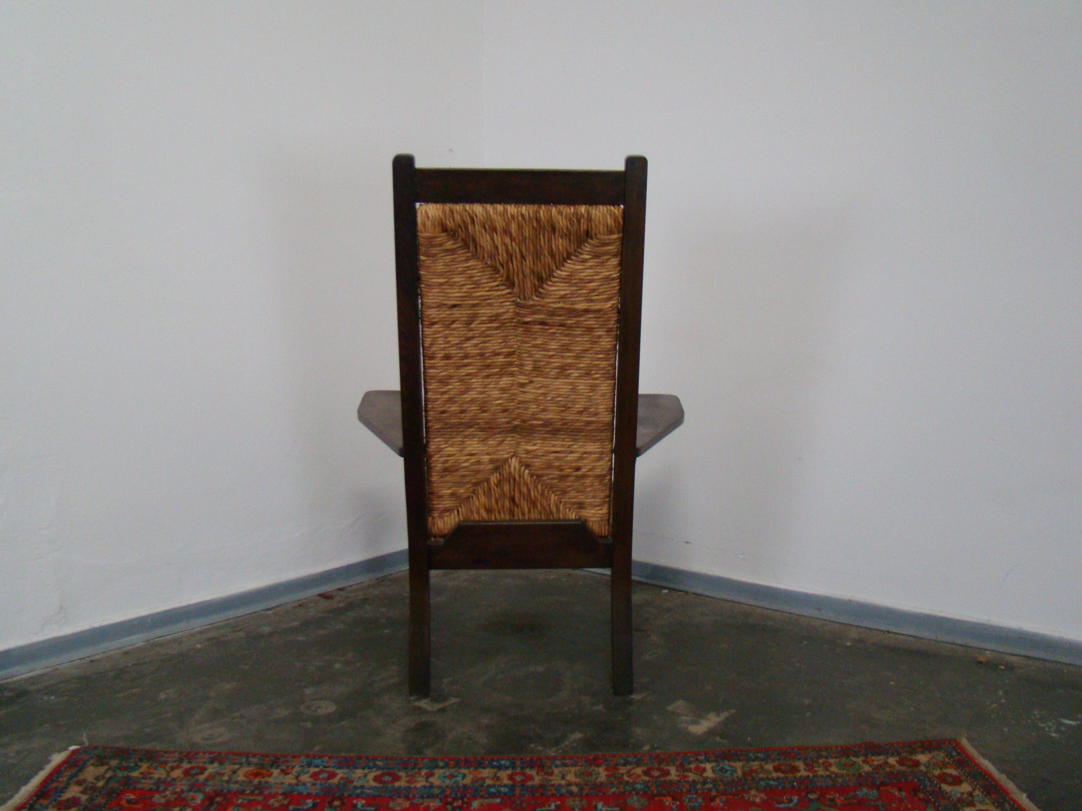 Fauteuil avec haut dossier par Willy Ohler