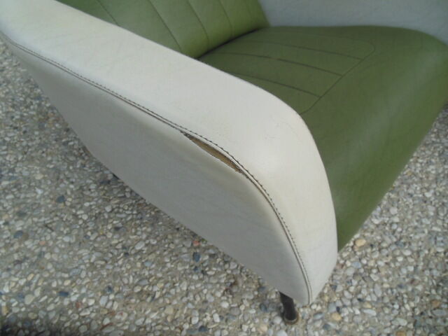 Lot of 2 vintage armchairs