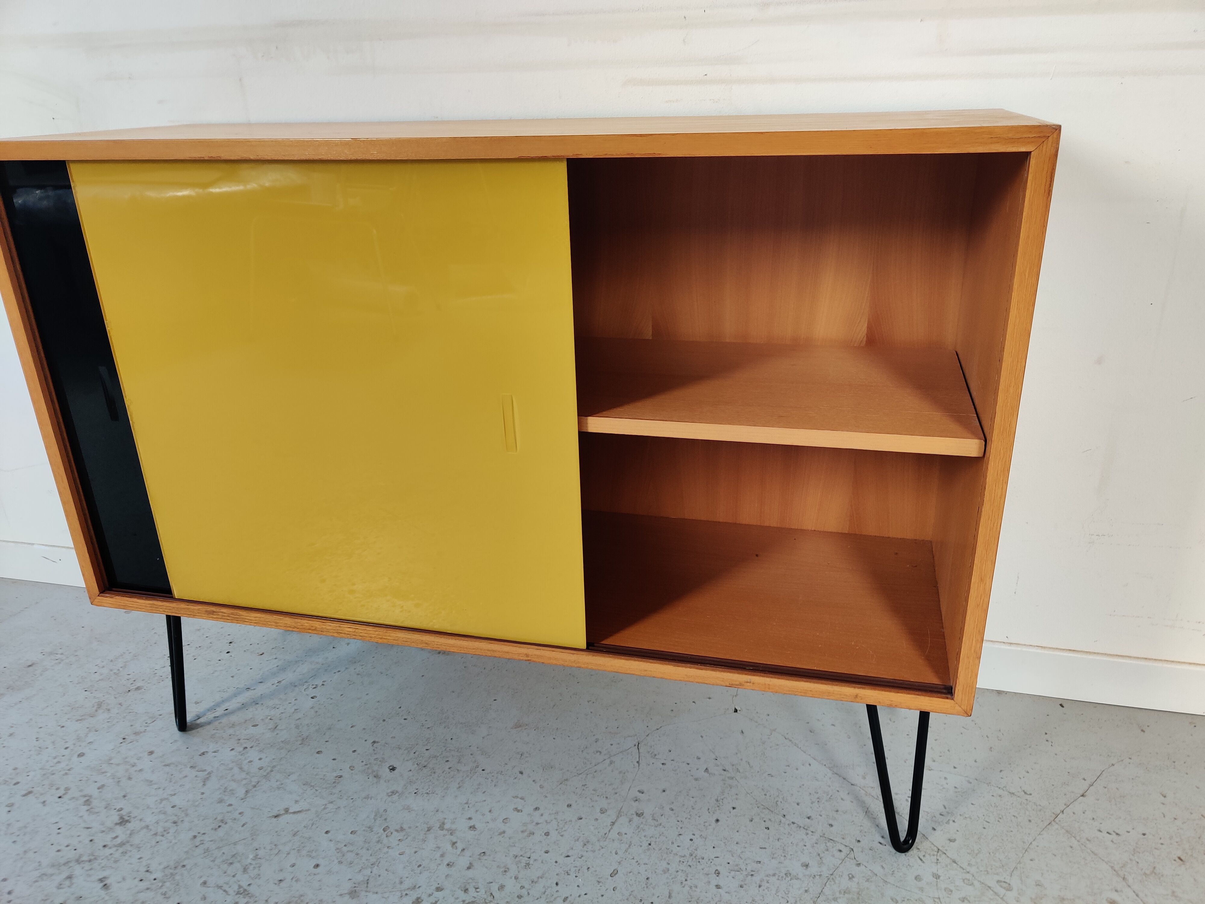 Scandinavian enfilade vintage showcase, 60s