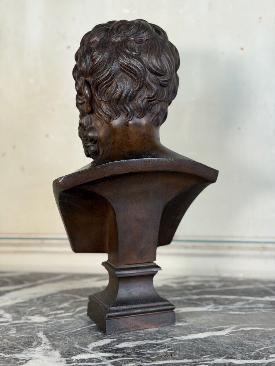 Bronze bust representing a philosopher after the Antique, 19th century, foundry Luppens.