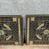 Paire de portes monogrammées en fonte de fer époque Art Déco