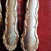 Menagere ancienne 126 pieces, 12 people in silver metal oneida silversmiths complete in very good condition