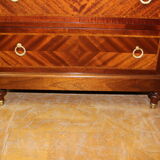 Chiffonnier de style Louis XVI en acajou vers 1925