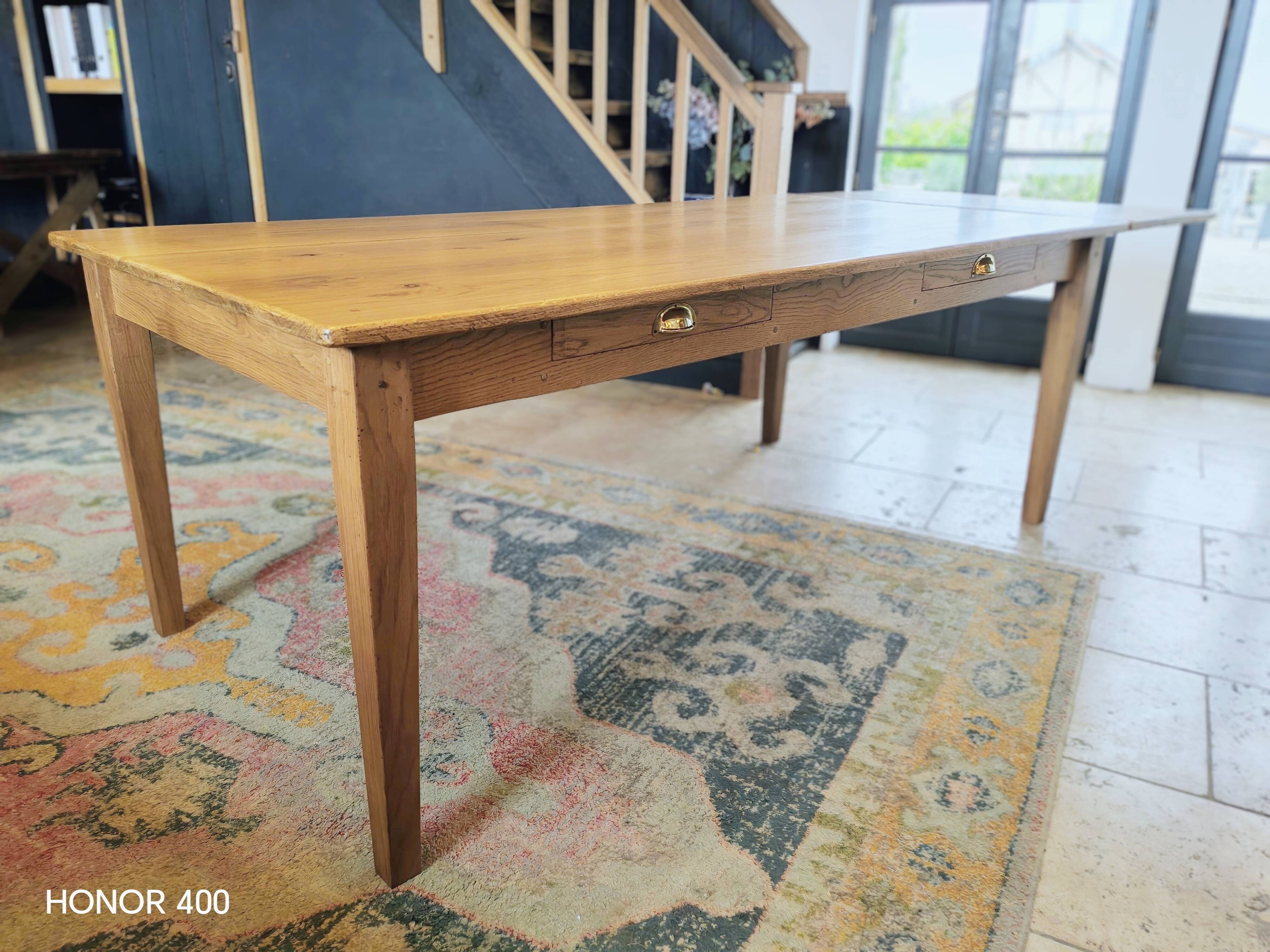 Table de ferme en chêne massif 200x100 avec sa rallonge de 60x100