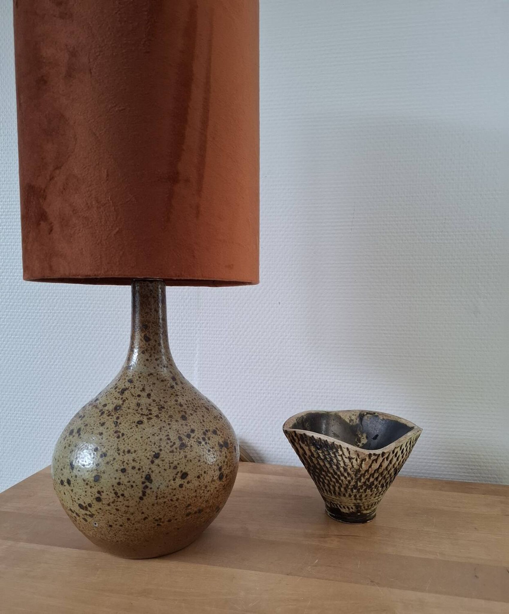 Vintage pyrite stone lamp