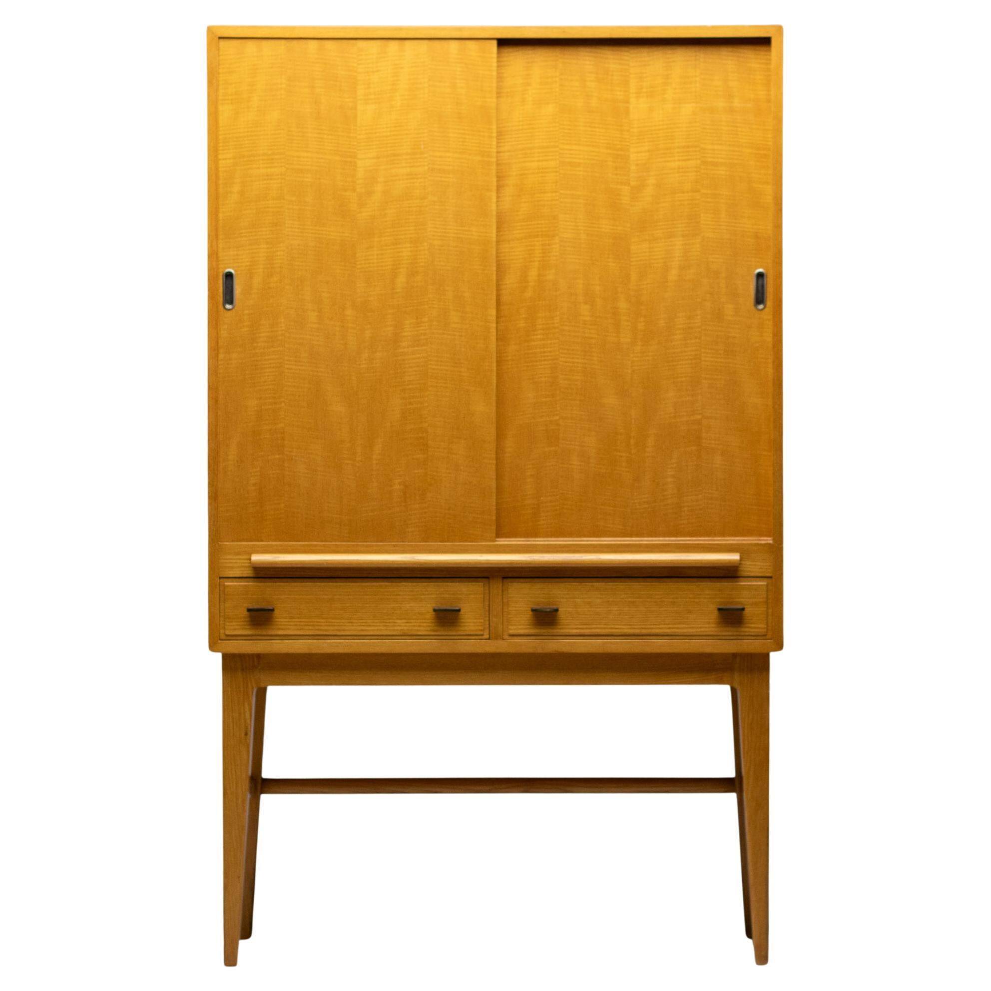 Cabinet de Pander moderniste