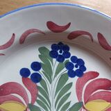 Assiette en faïence de l'Est