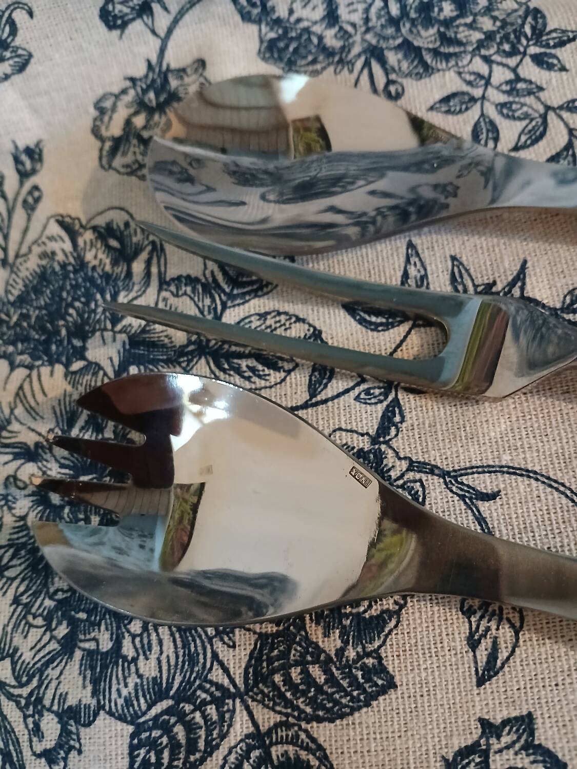 3 antique serving utensils