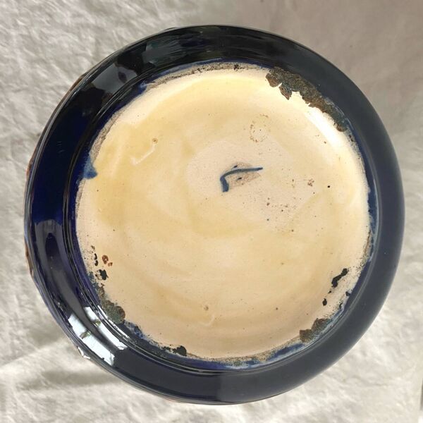 Cache pot en barbotine 1900