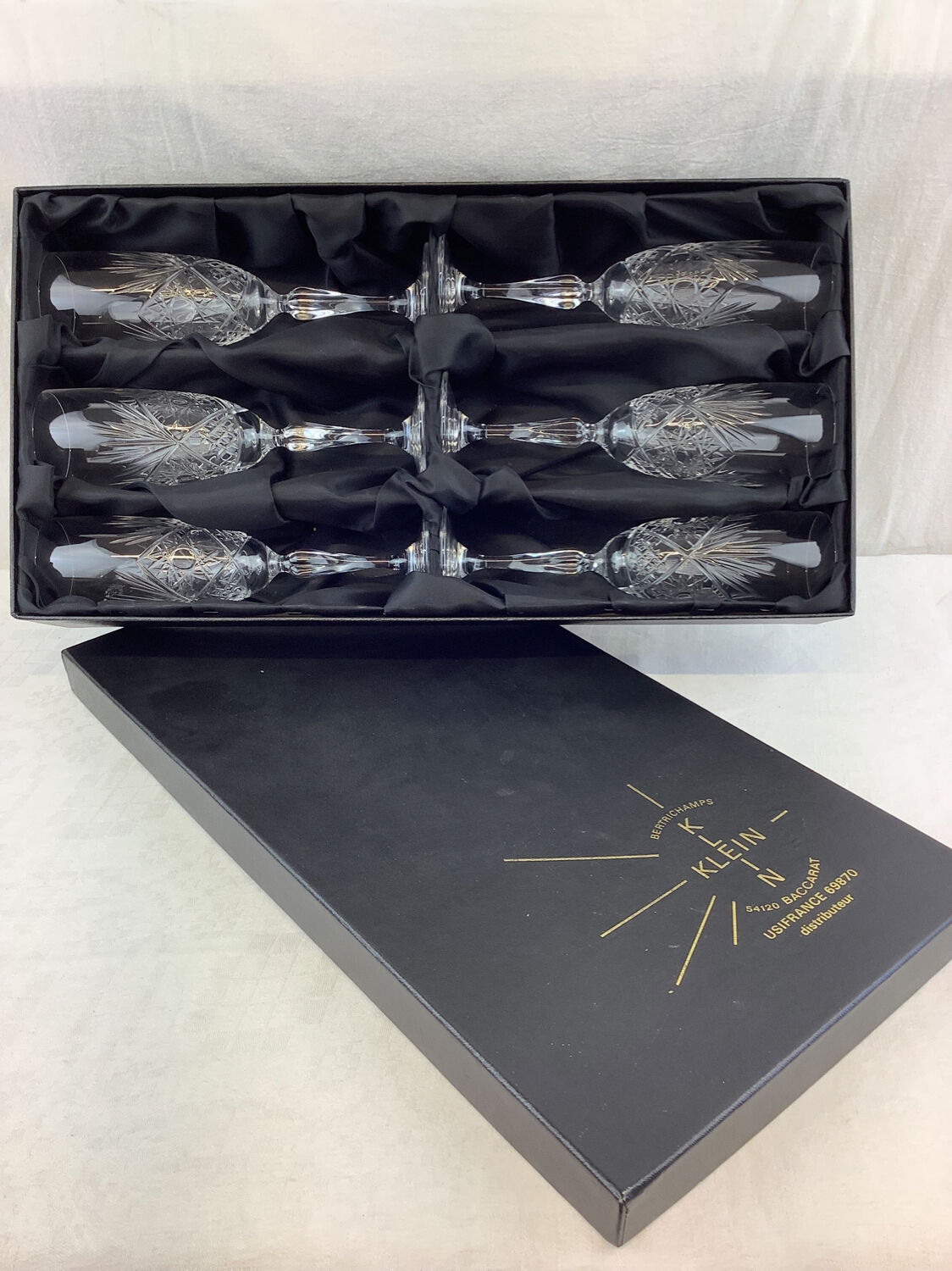 6 Baccarat crystal flutes made in france