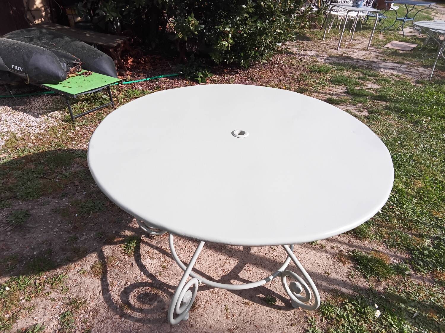 Large garden furniture