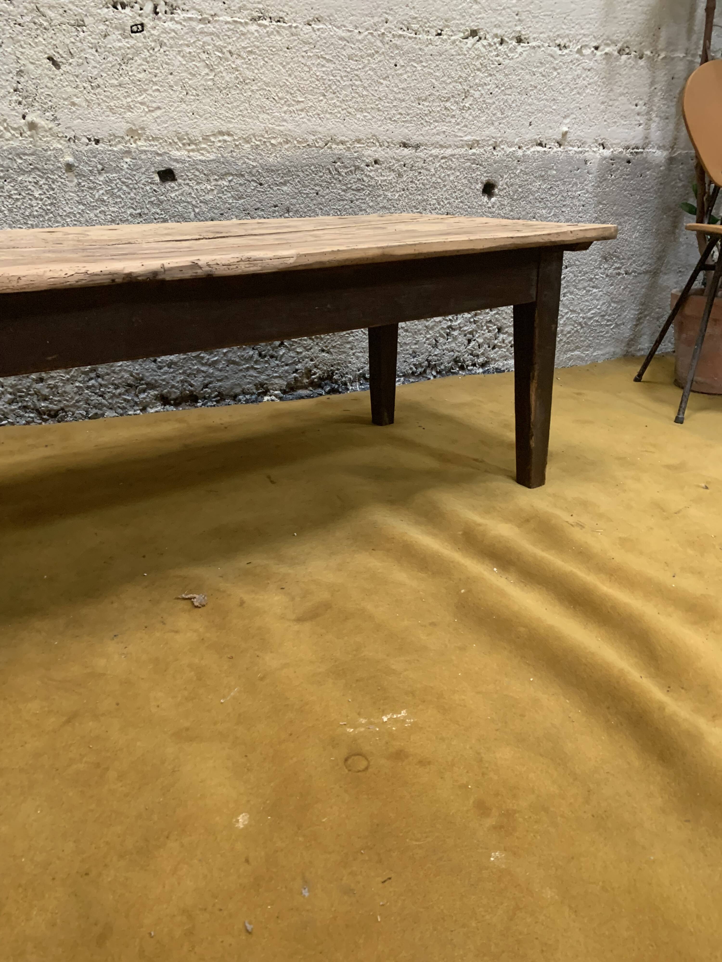 Countryside coffee table