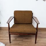 Scandinavian armchair Arne Vodder F135