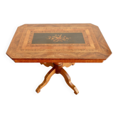 Table-guéridon de salon marquetée, italie xixème, vers 1850