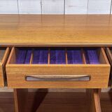 Enfilade GPlan en teck des années 70 avec ses pieds compas.