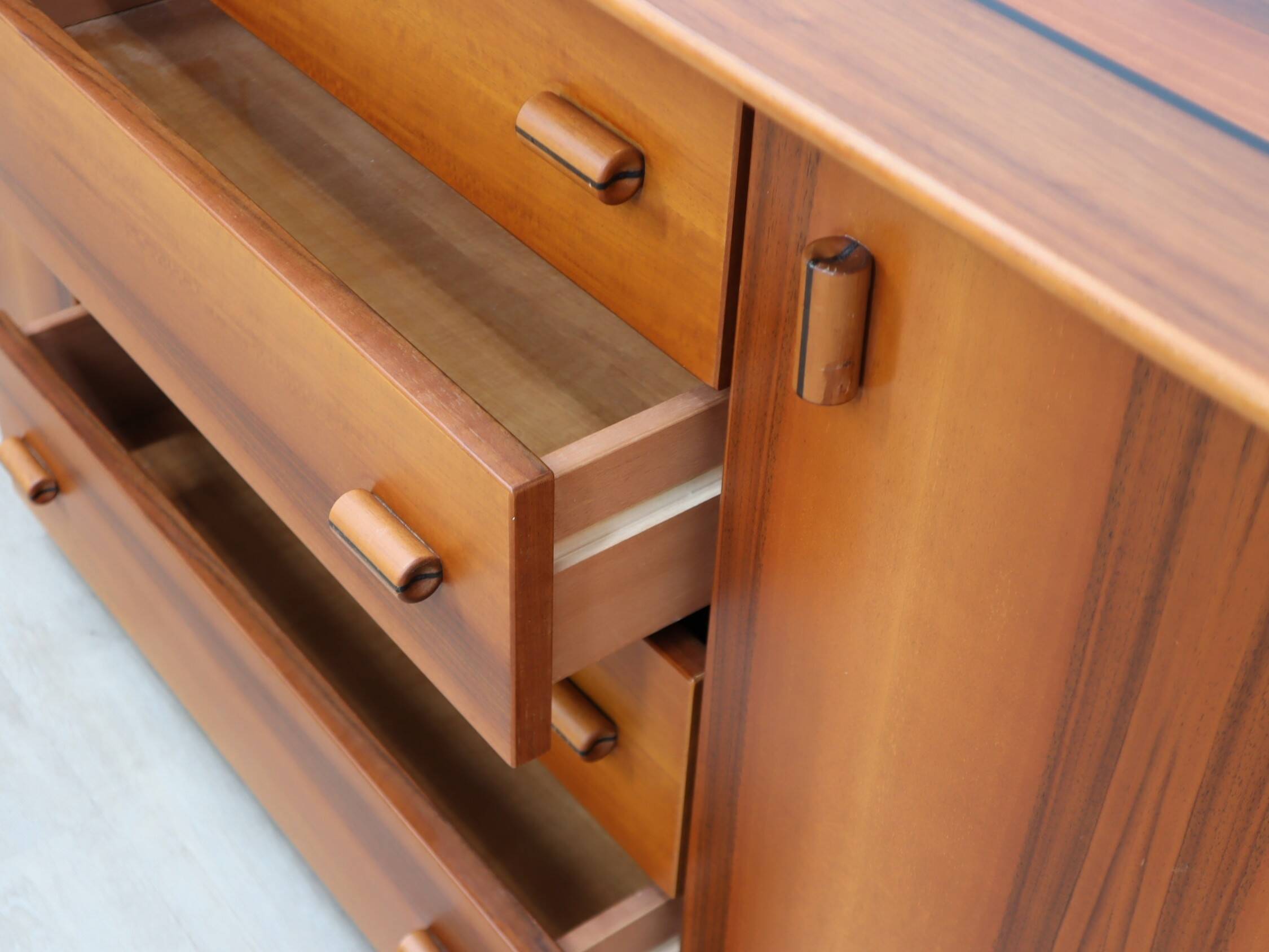 1970s Italian design brutalist-modernist geometric sideboard