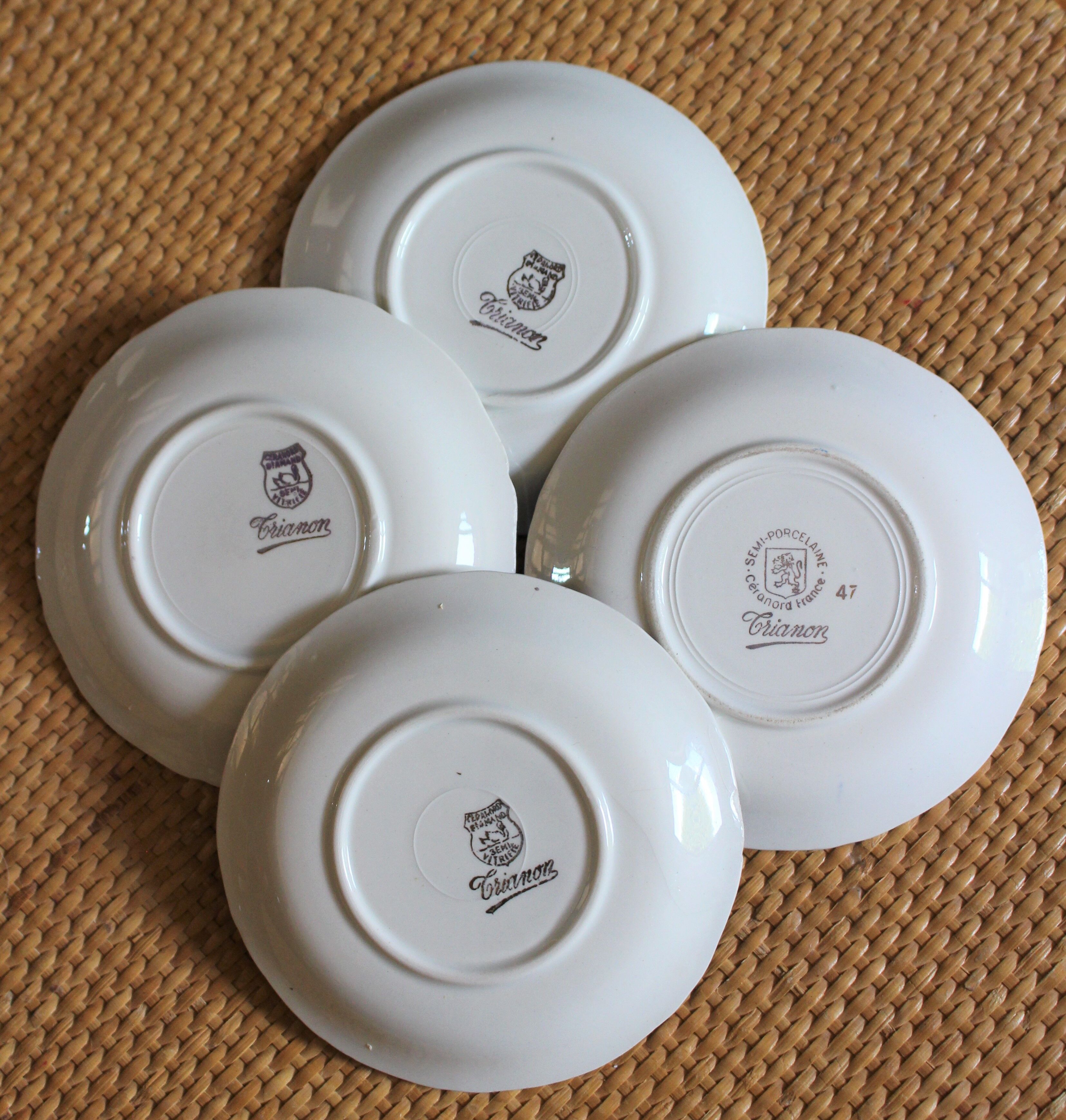 Lot 4 saucers Céranord Saint Amand Trianon