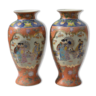 Paire de vases japonais