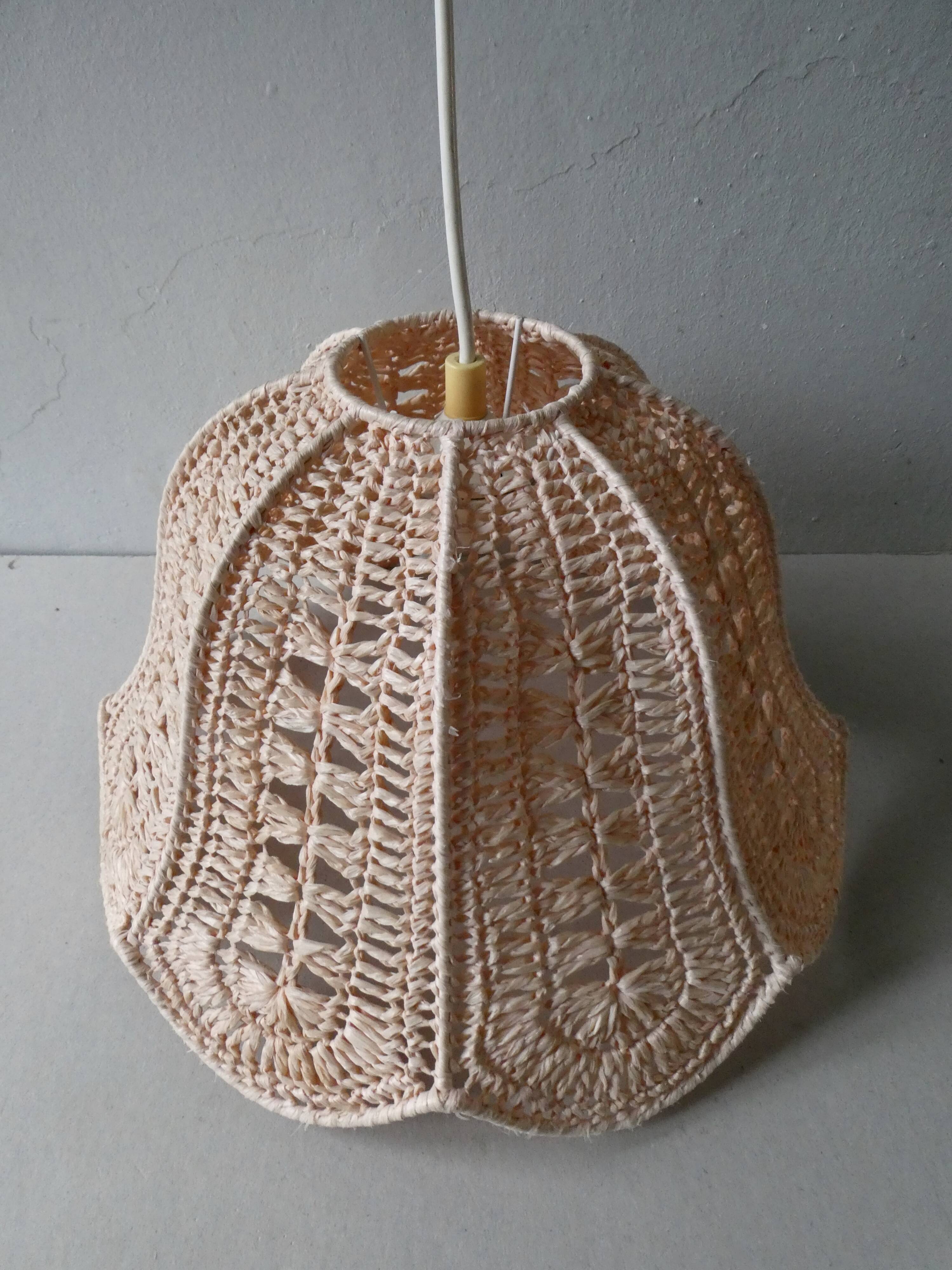 Lustre pink braided raffia hanging