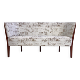 Danish two-seater sofa in beech model 2240 by Fritz Hansen