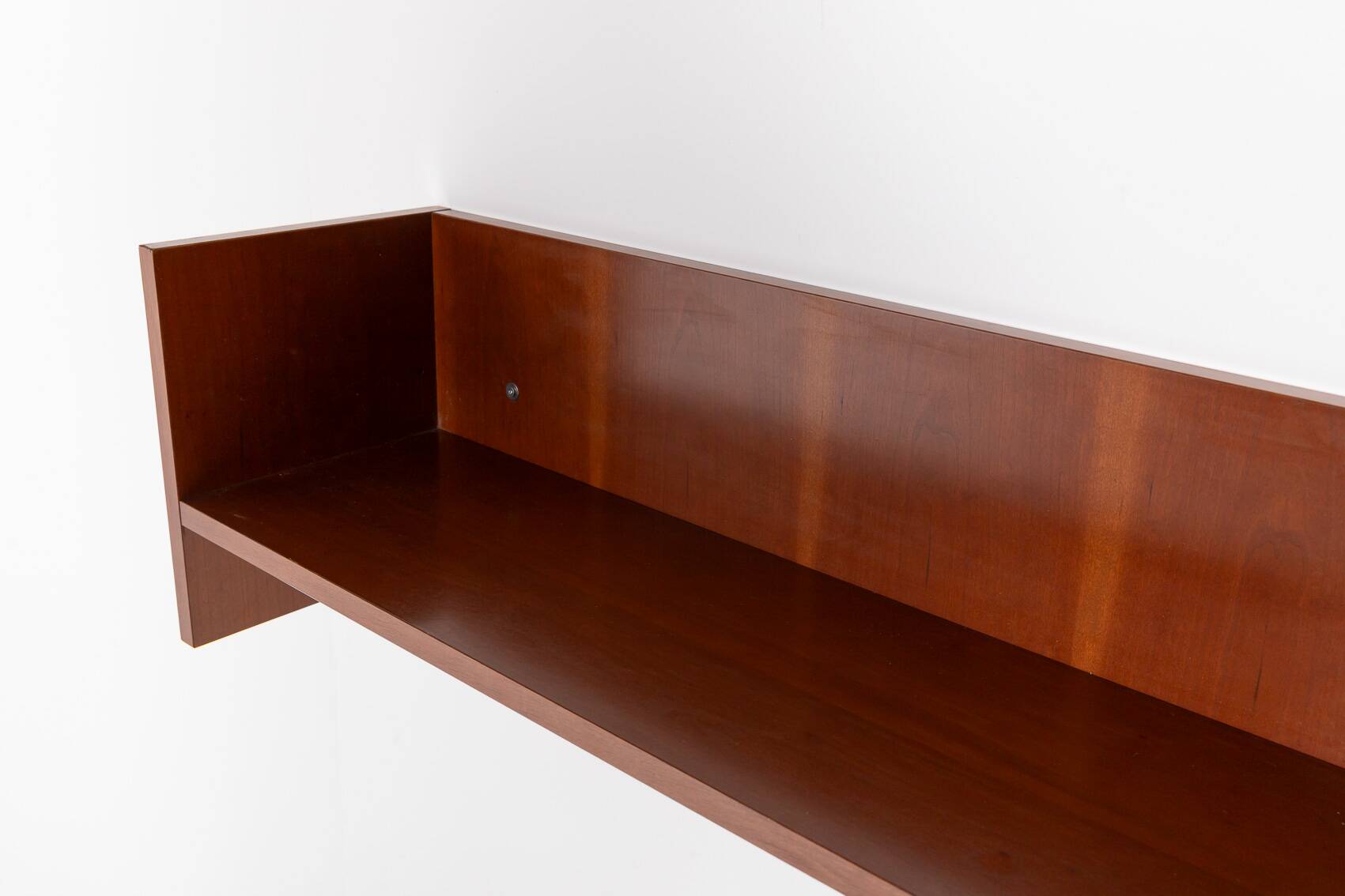 1980’s Vintage Italian design wall shelf/bookshelf