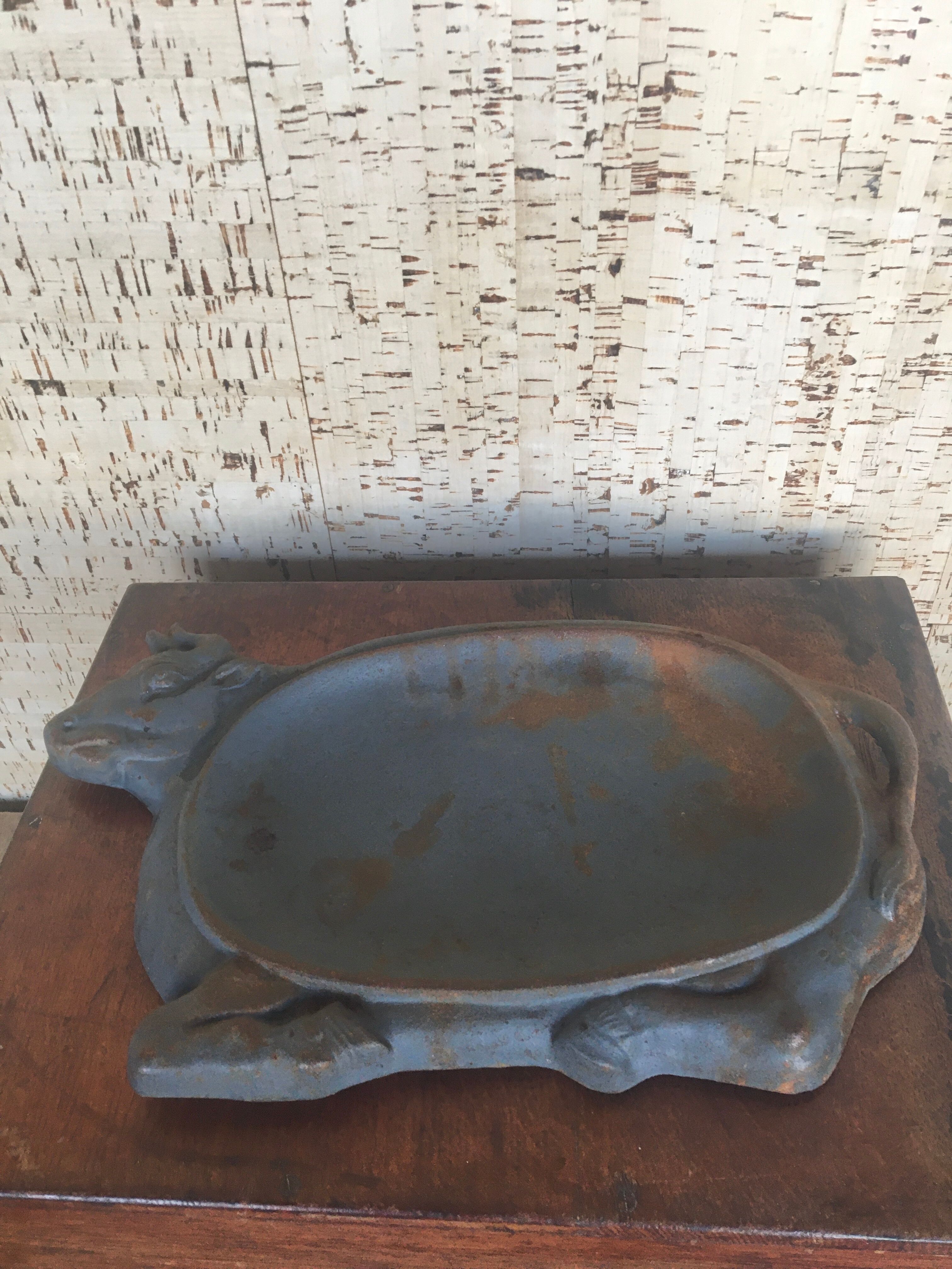Cast iron butcher's counter plate