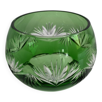 Green and chiseled crystal bowl