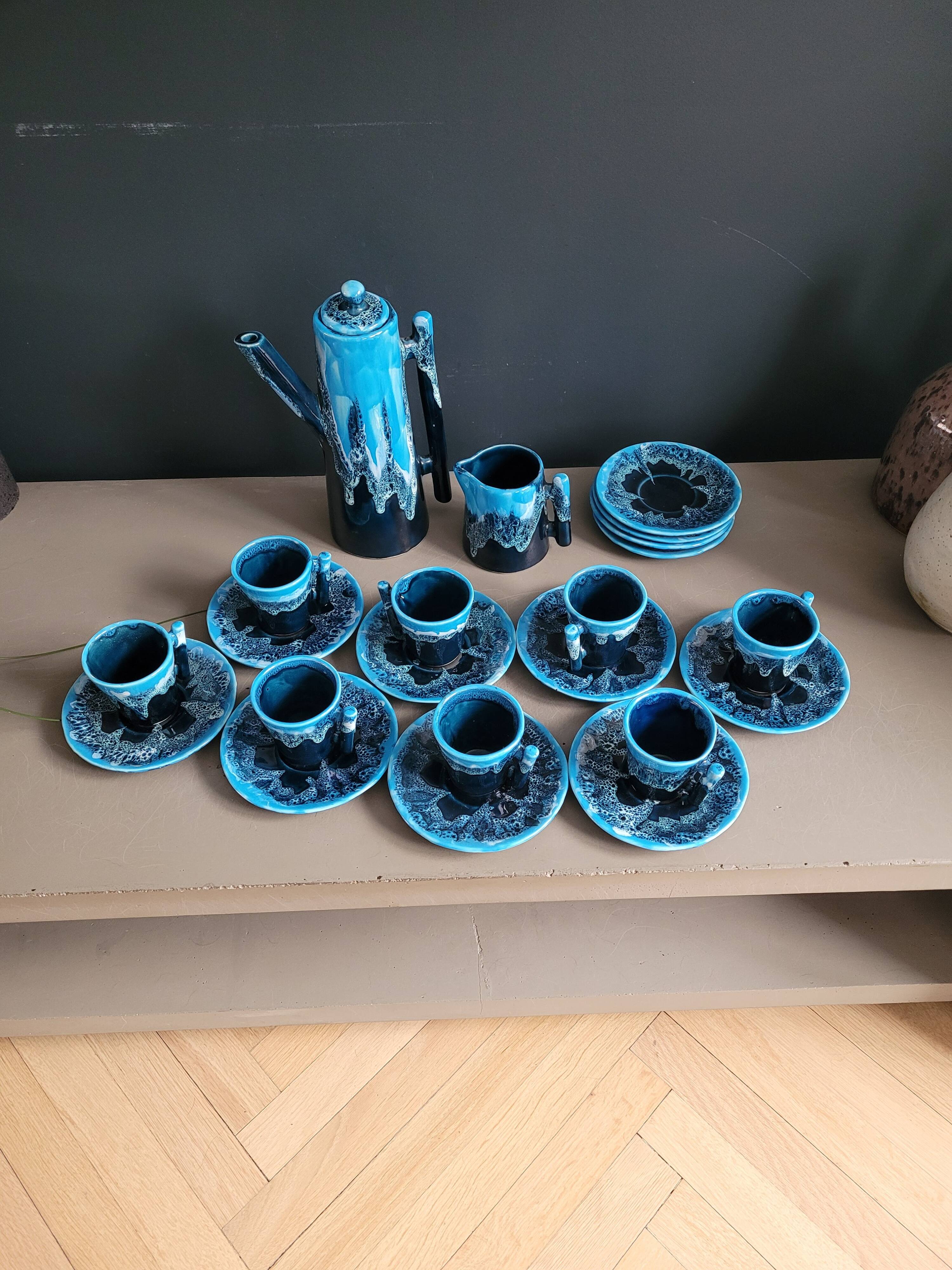 Vallauris blue coffee set - 22 pieces