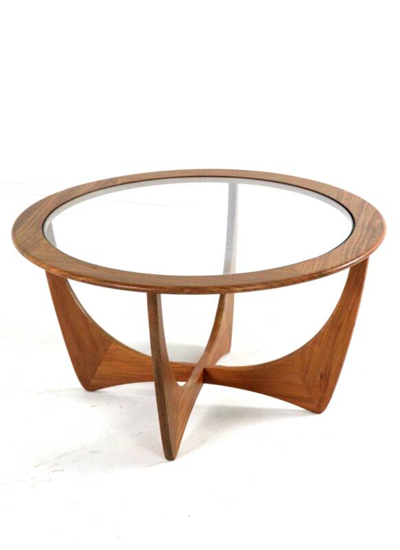 Round coffee table 'Ludlow' G-Plan Astro