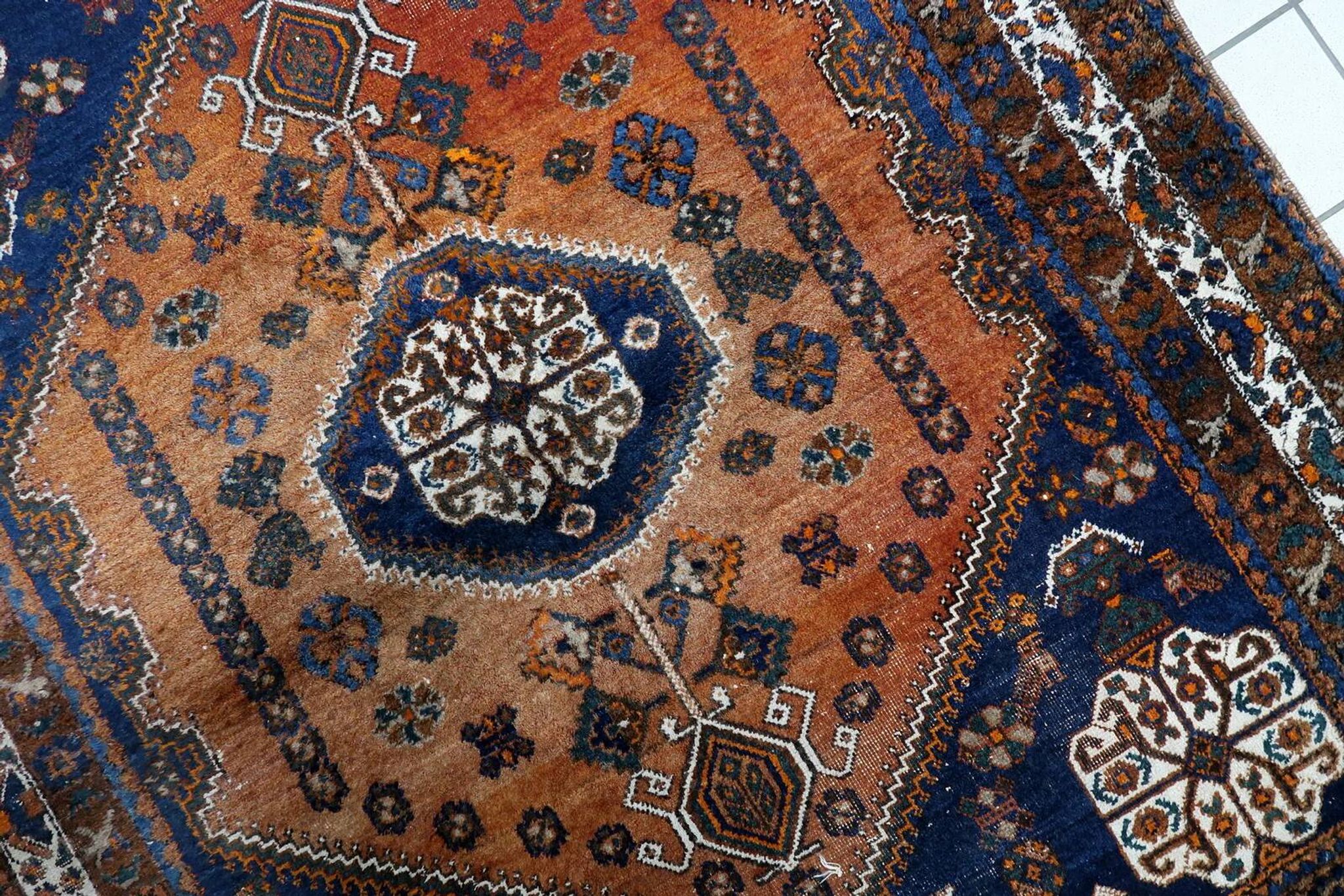 Antique Shiraz Gashkai handmade rug 155 x 207 cm 1920s