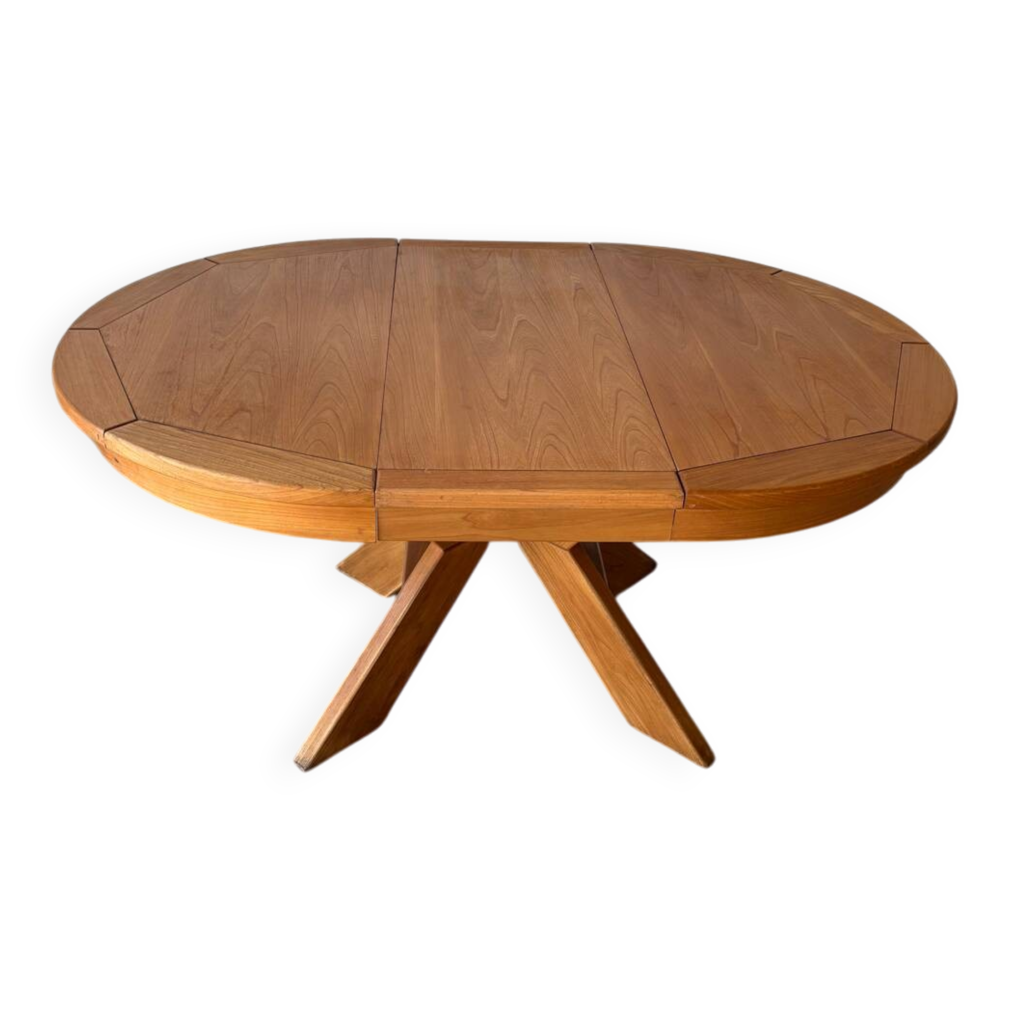 Vintage style extendable oval dining table in solid elm