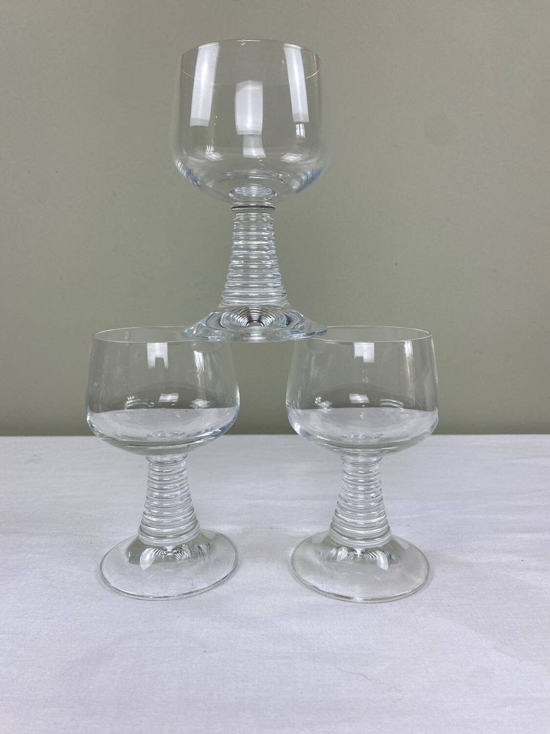 3 Roemer glasses