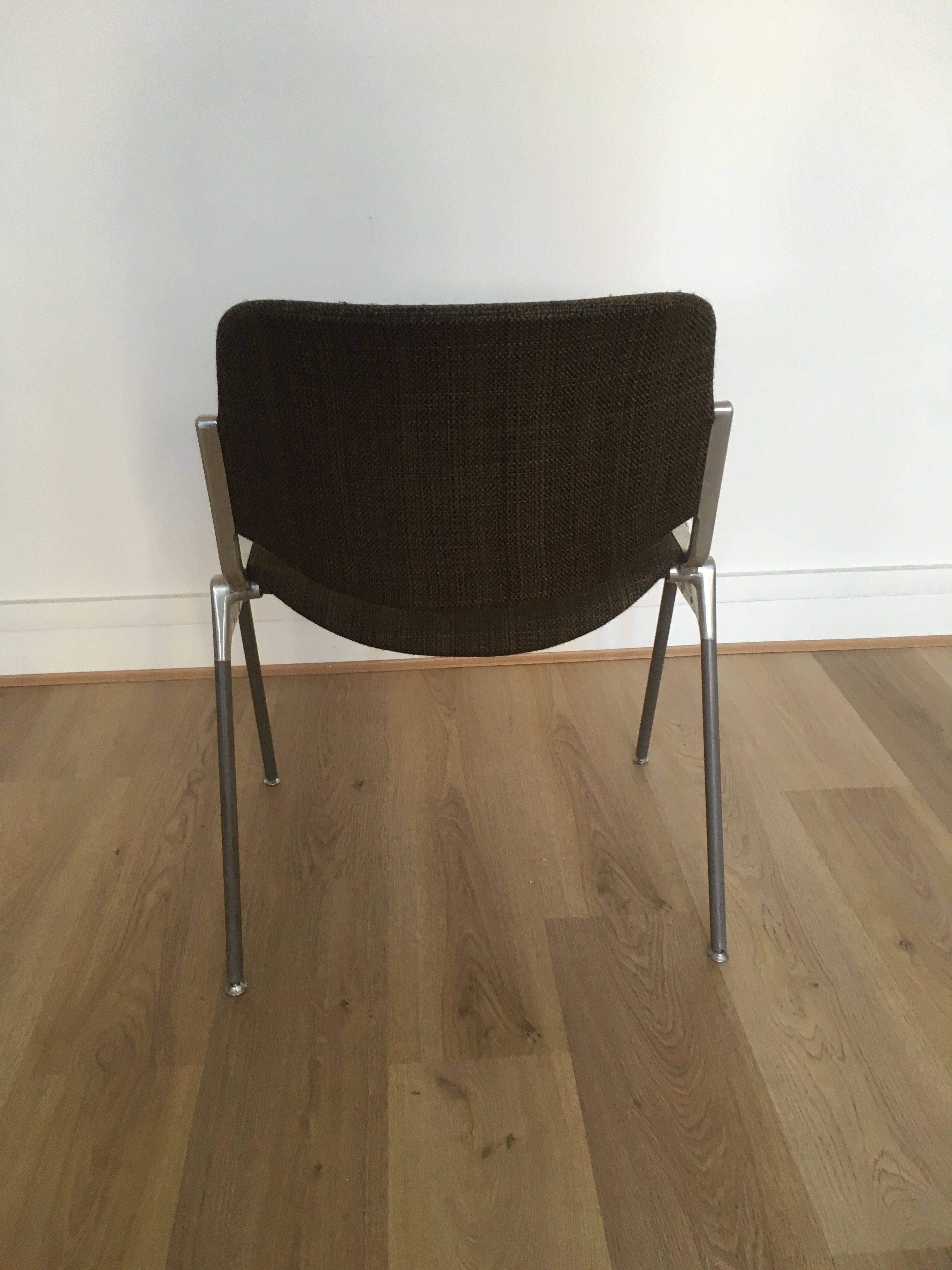 Chair DSC 106 of Piretti published at Castelli Italian design 70 s