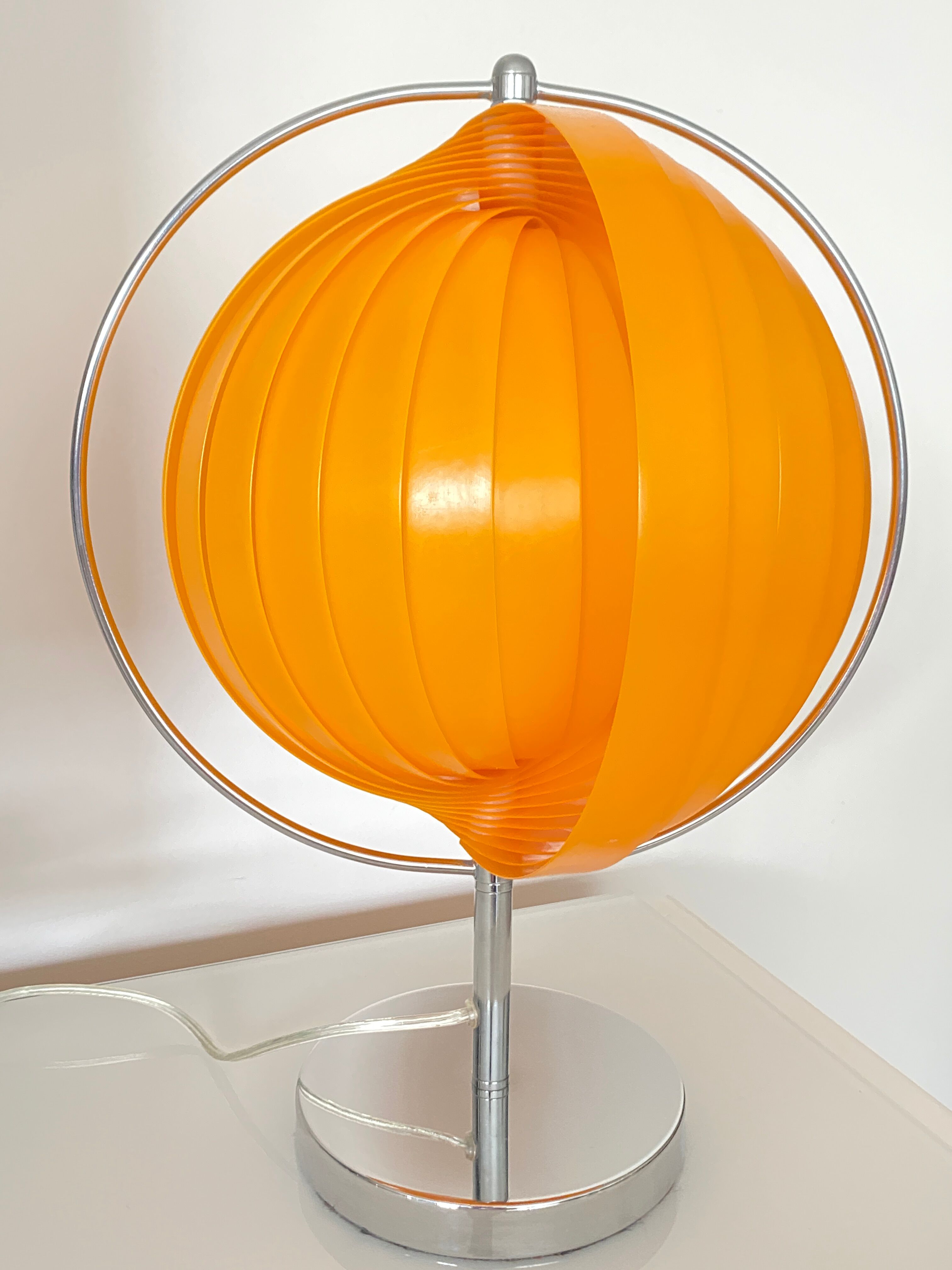 Vintage moon table lamp