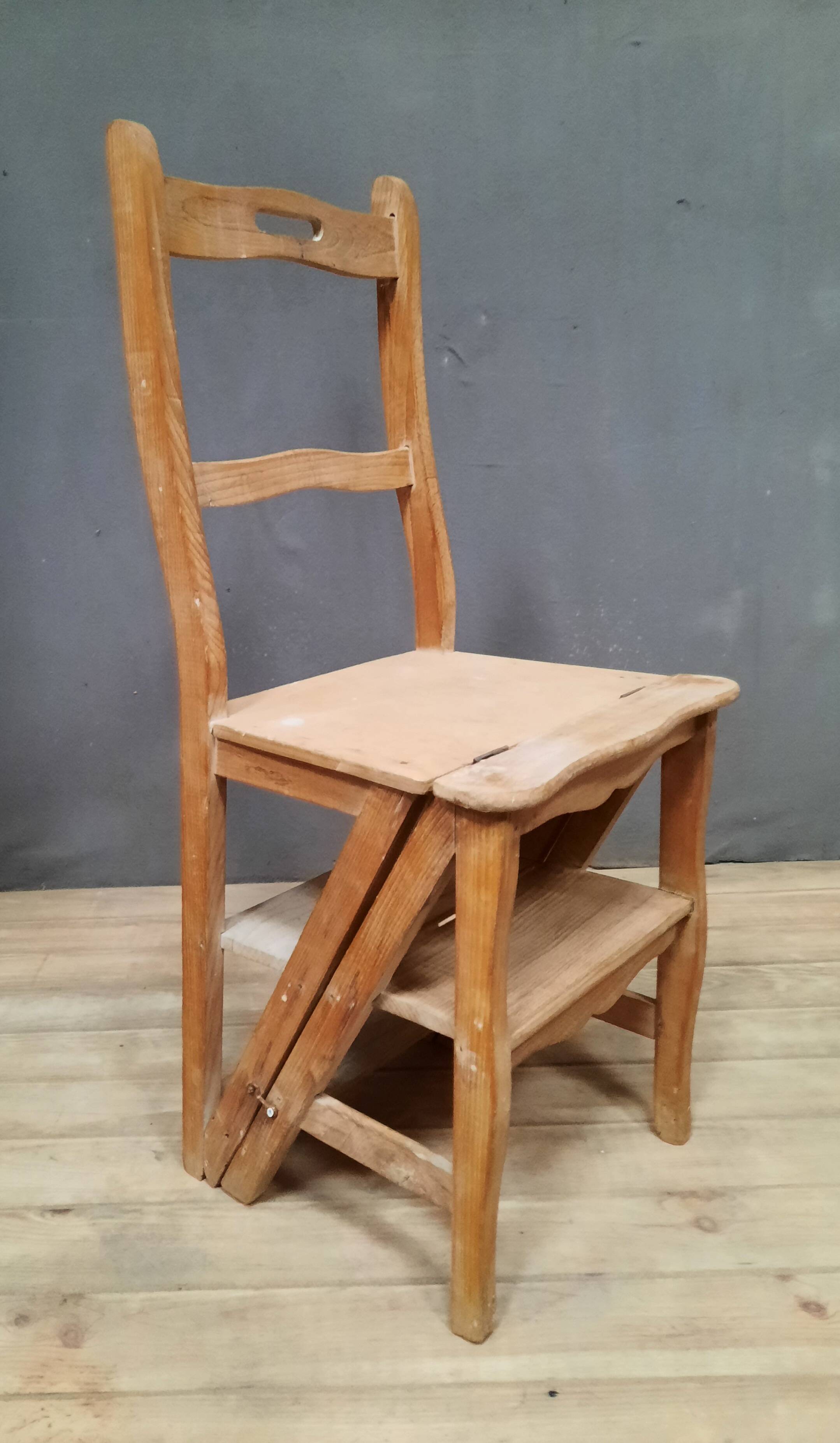 Stepladder chair